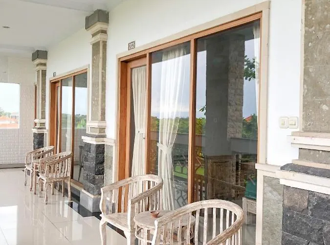 Agung Mitra Reddoorz Canggu (Bali)