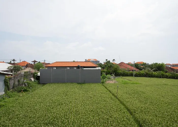 Agung Mitra Reddoorz Hotel 2*