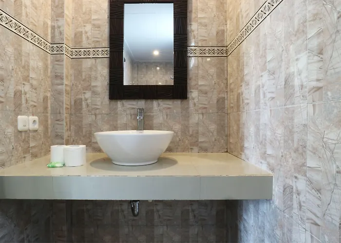 Agung Mitra Reddoorz Hotel Canggu (Bali)