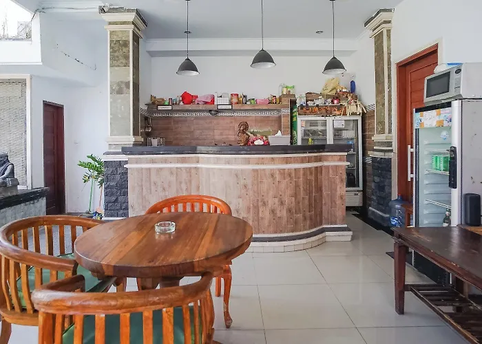 Agung Mitra Reddoorz Canggu (Bali)